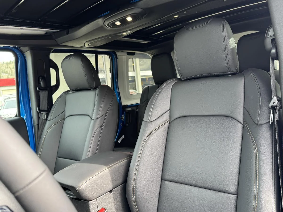 New 2026 Blue Jeep Sahara 4 Door 4x4 image 15