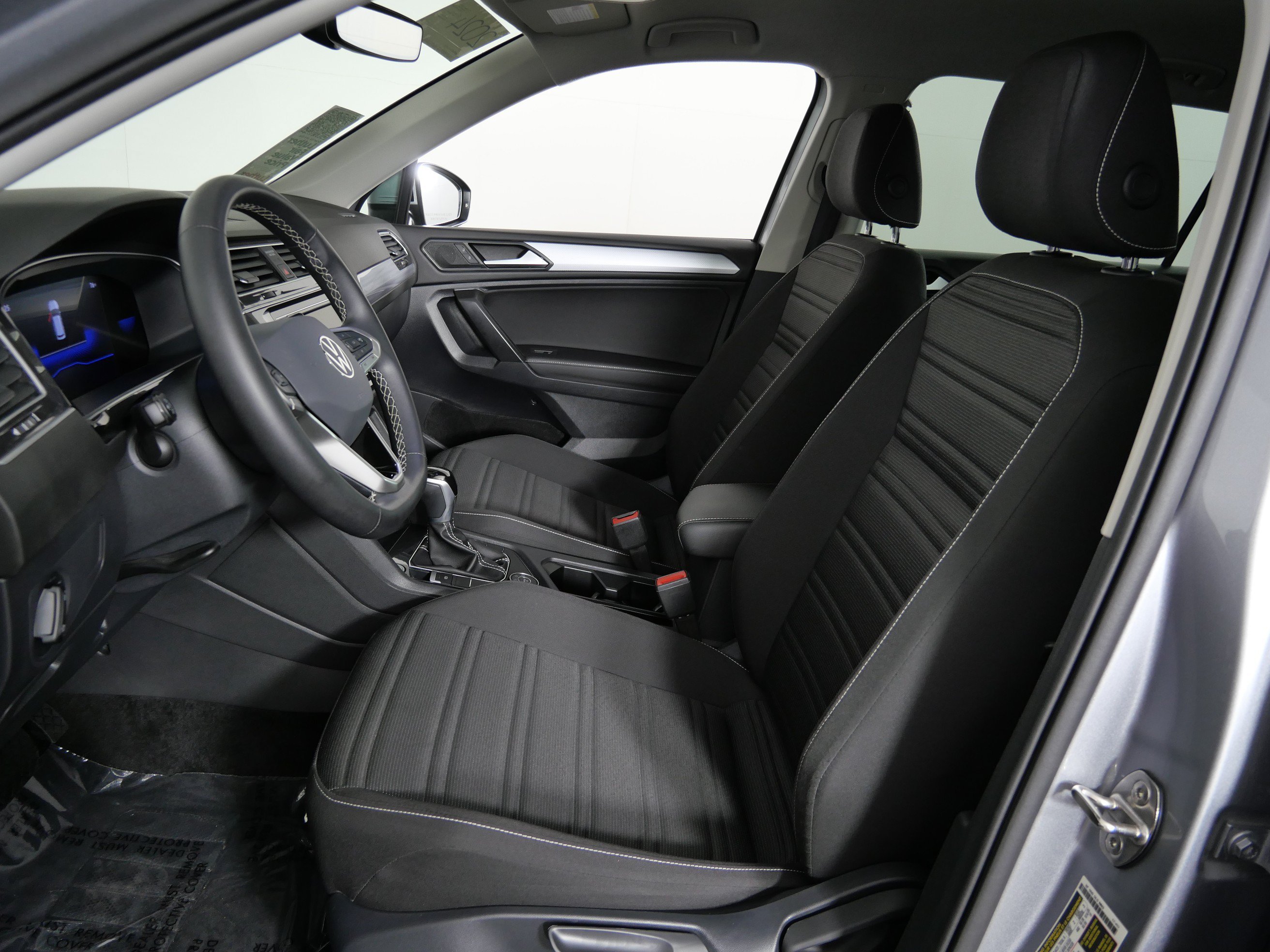 Used 2024 Silver Volkswagen S image 19