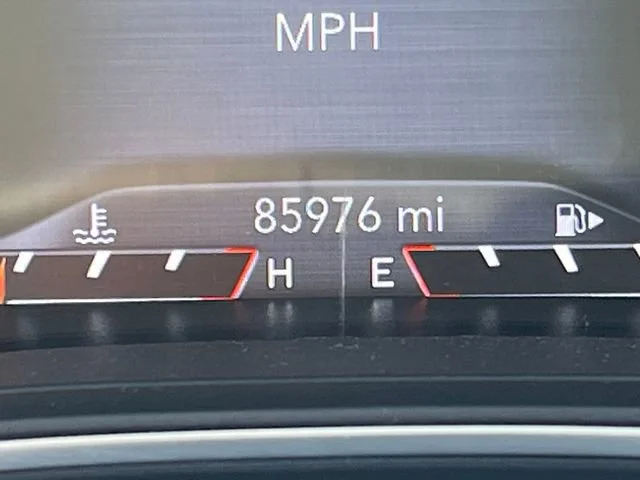 Used 2023 Gray Jeep Altitude Lux 4x4 image 19