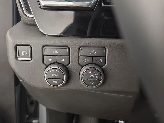 Used 2023 Sterling Gray Metallic Chevrolet RST image 19