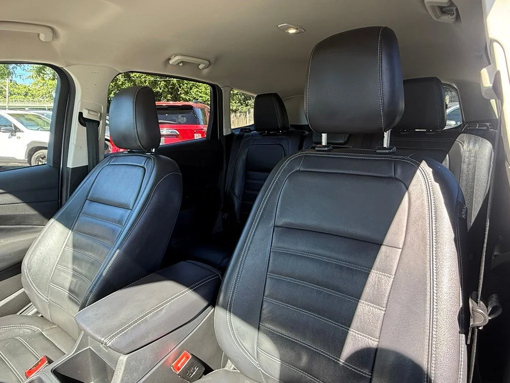 Used 2018 Ingot Silver Ford SEL image 23