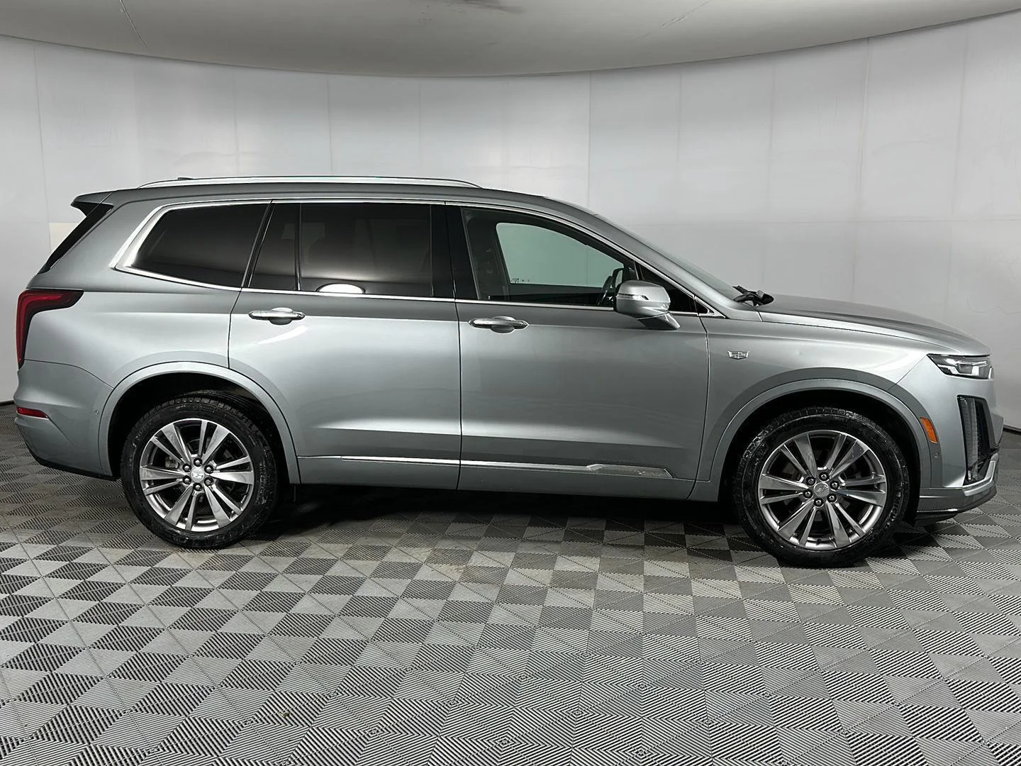 Used 2023 Argent Silver Metallic Cadillac AWD Premium Luxury image 35