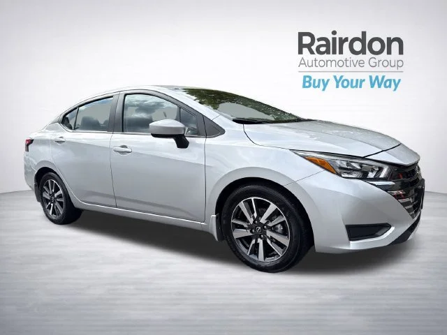 Used 2025 Brilliant Silver Metallic Nissan SV image 1