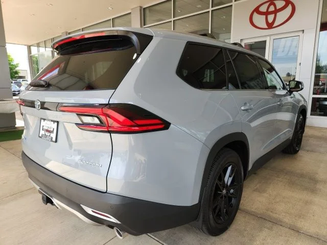 New 2026 Cement Toyota MAX Platinum image 11