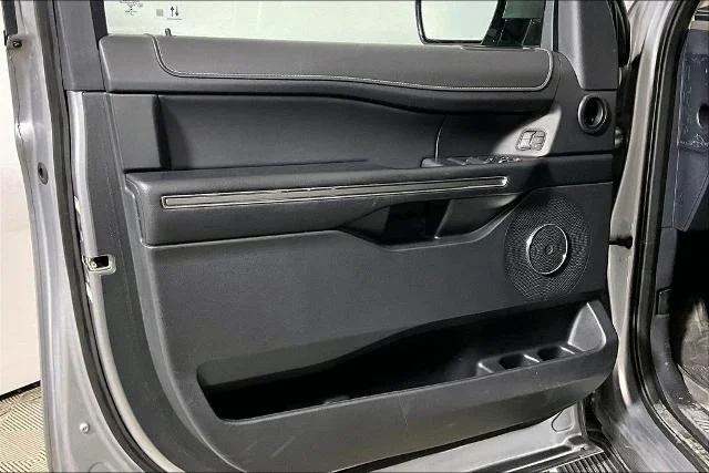 Certified Used 2018 Magnetic Ford XLT image 45