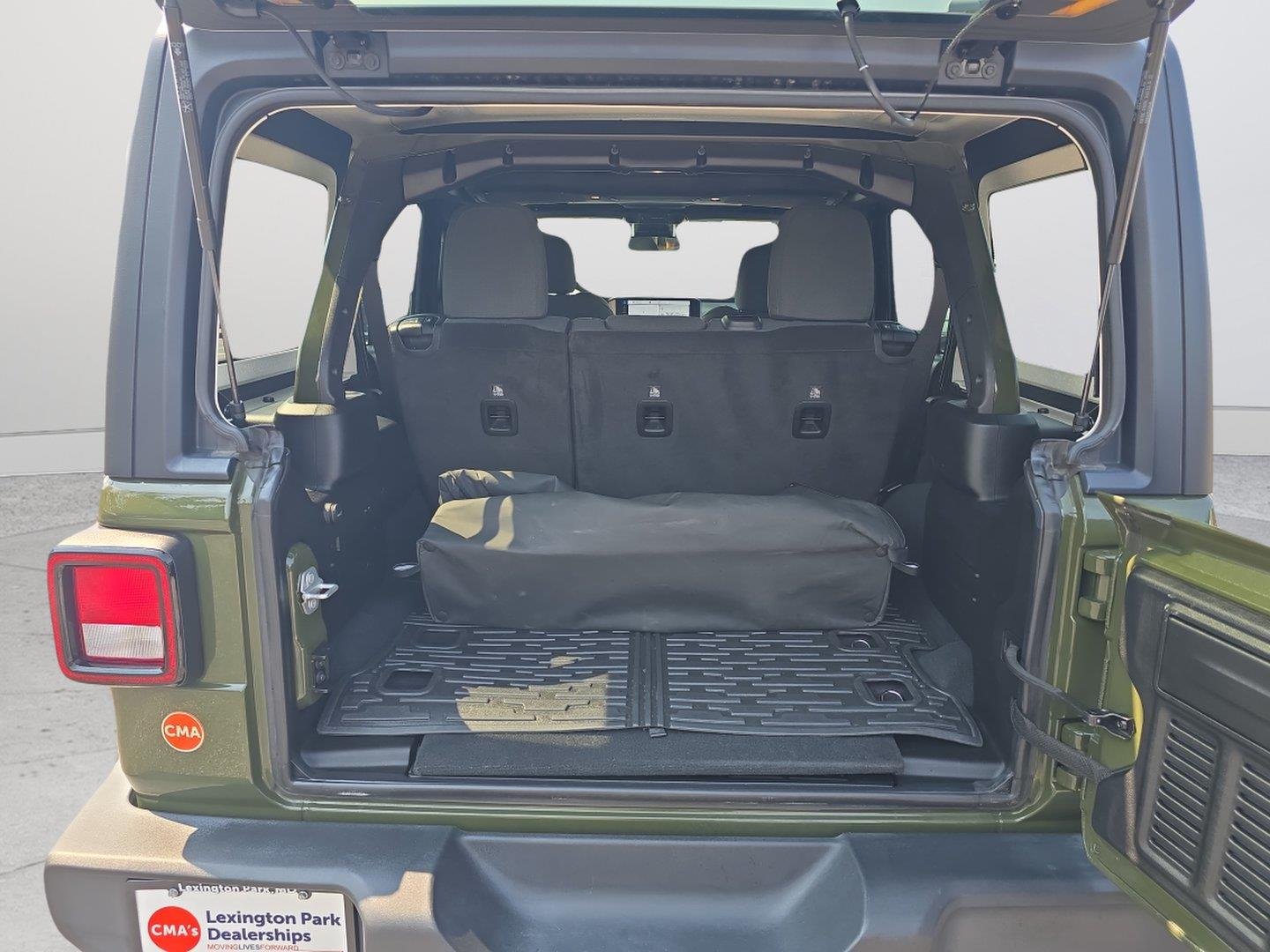 Used 2024 Sarge Green Clearcoat Jeep Sport S image 27