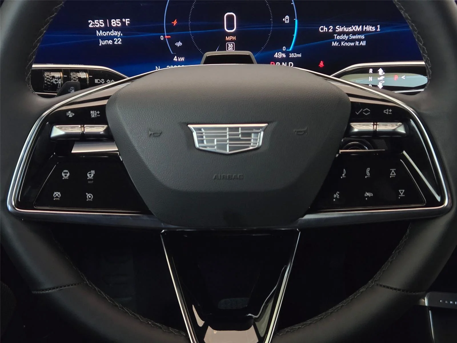 Used 2024  cadillac Sport image 17