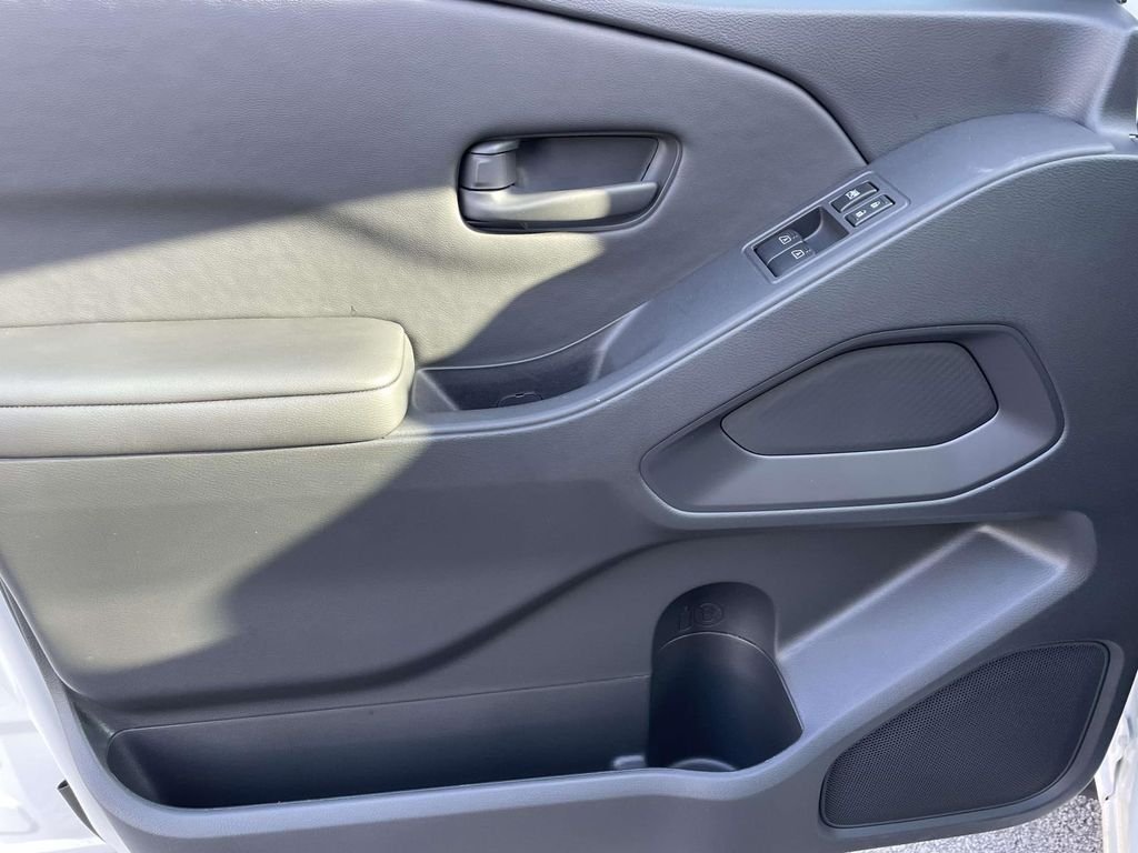 New 2026 Glacier White Nissan King Cab® S image 13