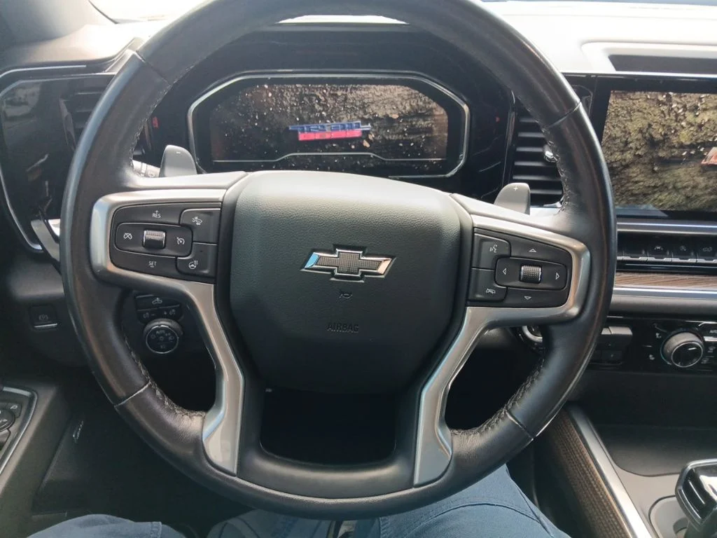 Used 2022 Red Hot Chevrolet LT Trail Boss image 16