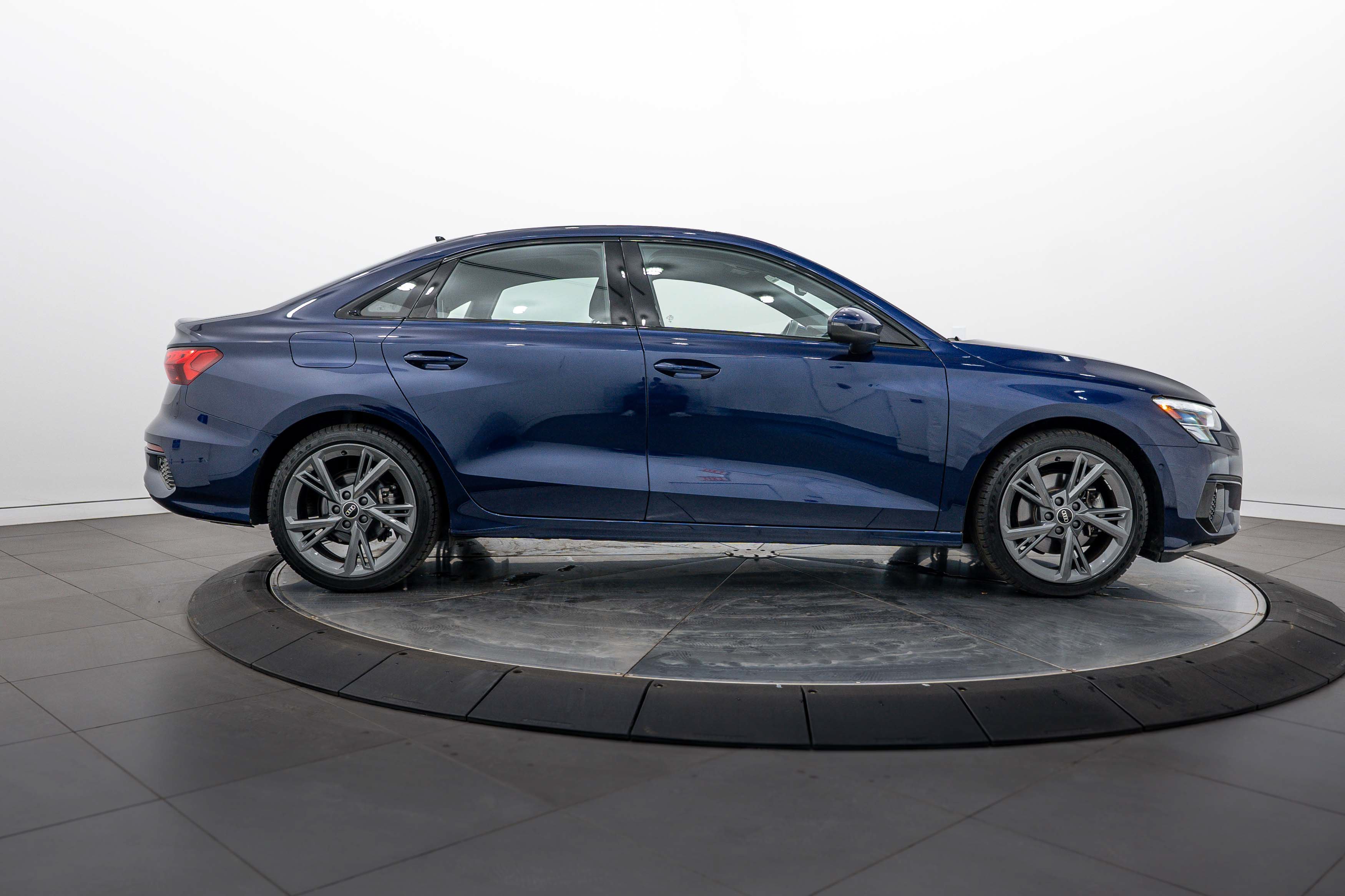 Certified Used 2024 Navarra Blue Metallic Audi Premium image 3