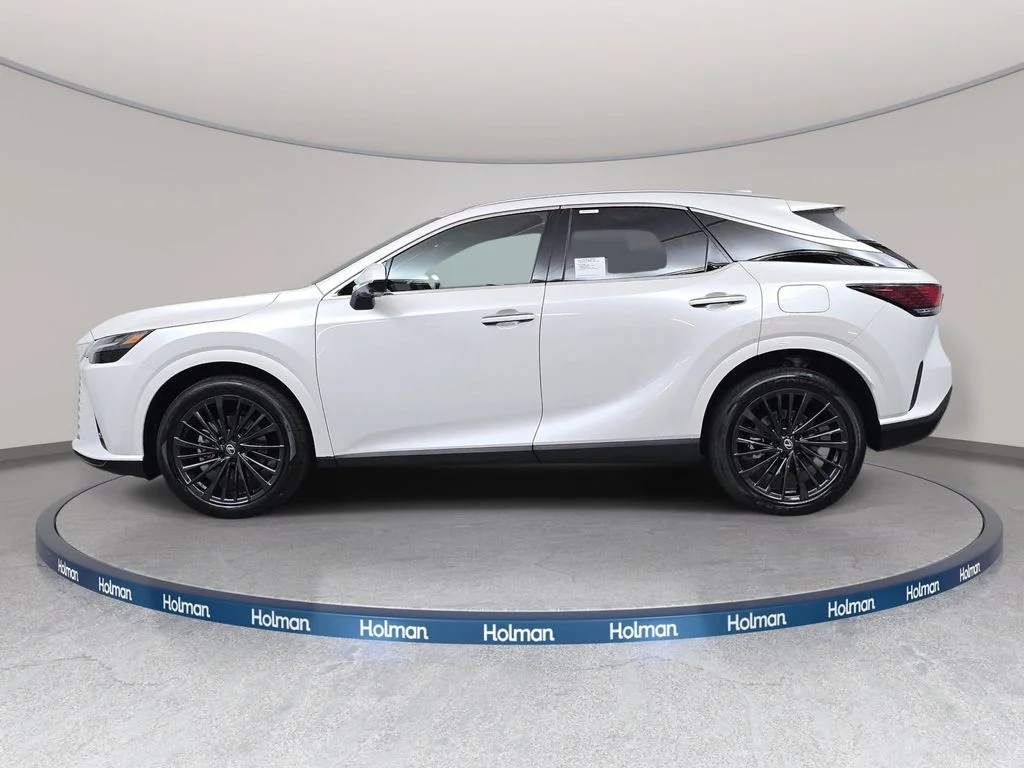 New 2026 Eminent White Pearl Lexus PREMIUM image 8