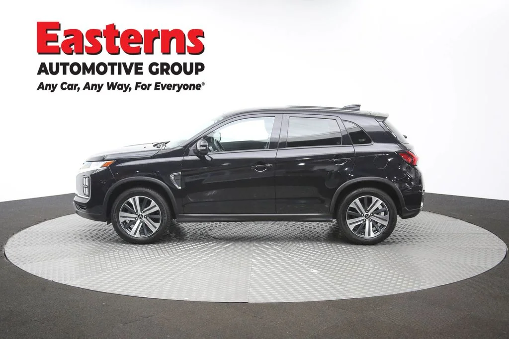 Used 2023 Black Mitsubishi 2.0 SE image 59