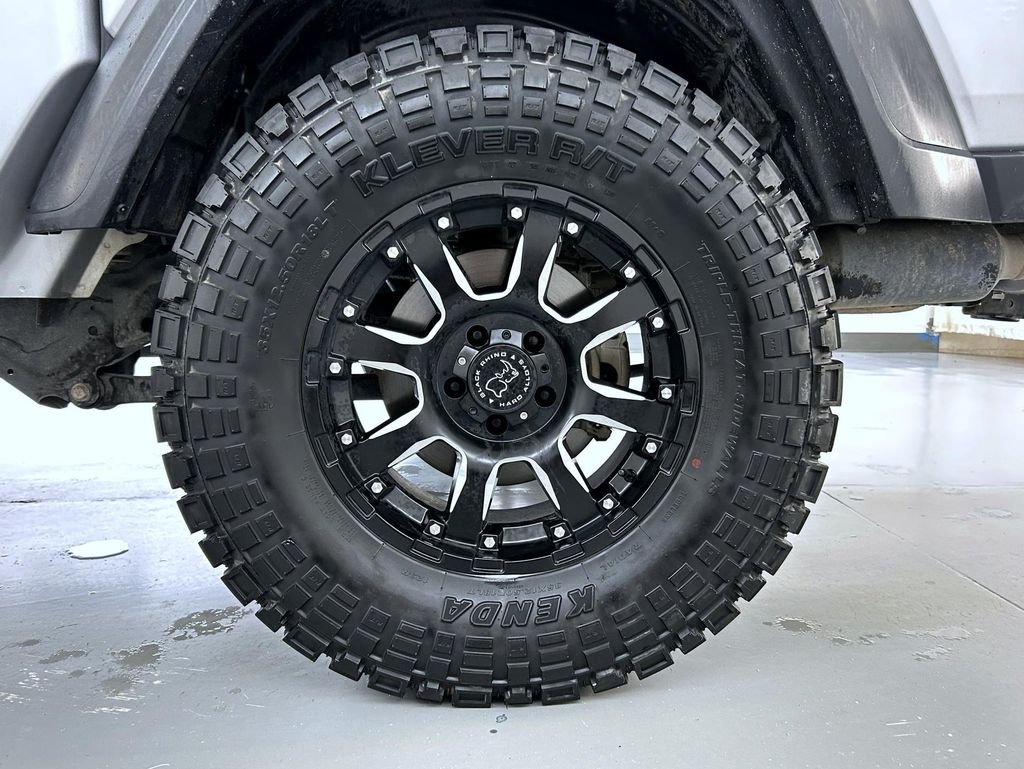 2020 Jeep Gladiator Sport S - Photo 23