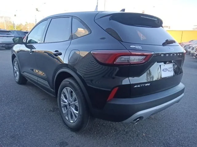 New 2026 Agate Black Metallic Ford Active® image 5