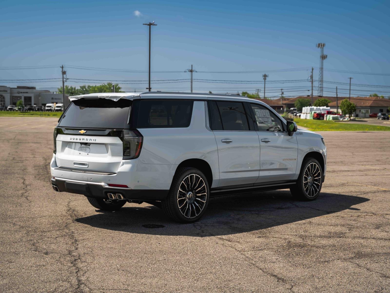2026 Chevrolet Suburban High Country - Photo 37