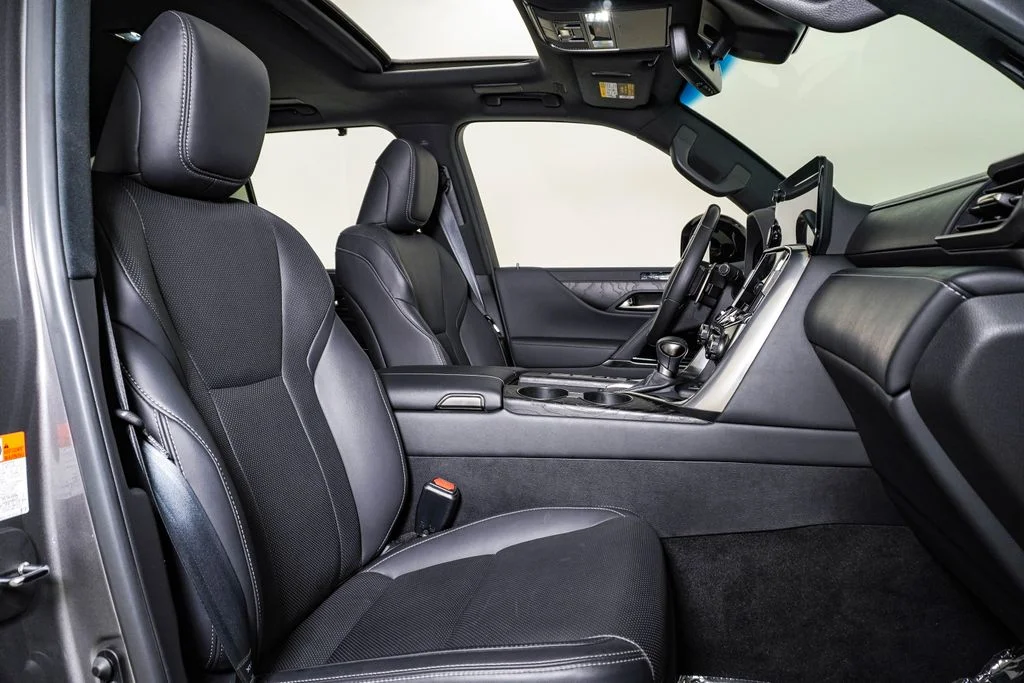 Used 2023 Manganese Luster Lexus 600 Luxury image 16