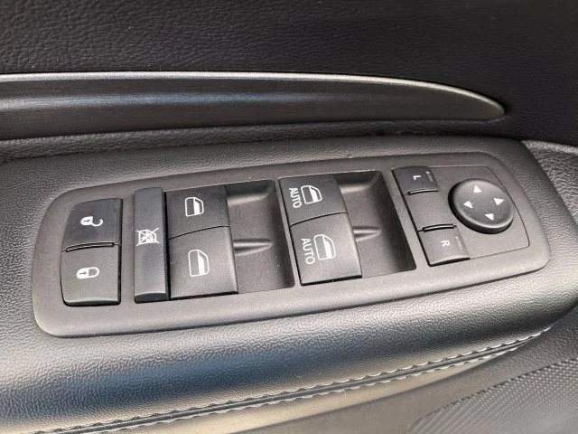 Used 2024 Silver Dodge SXT image 13