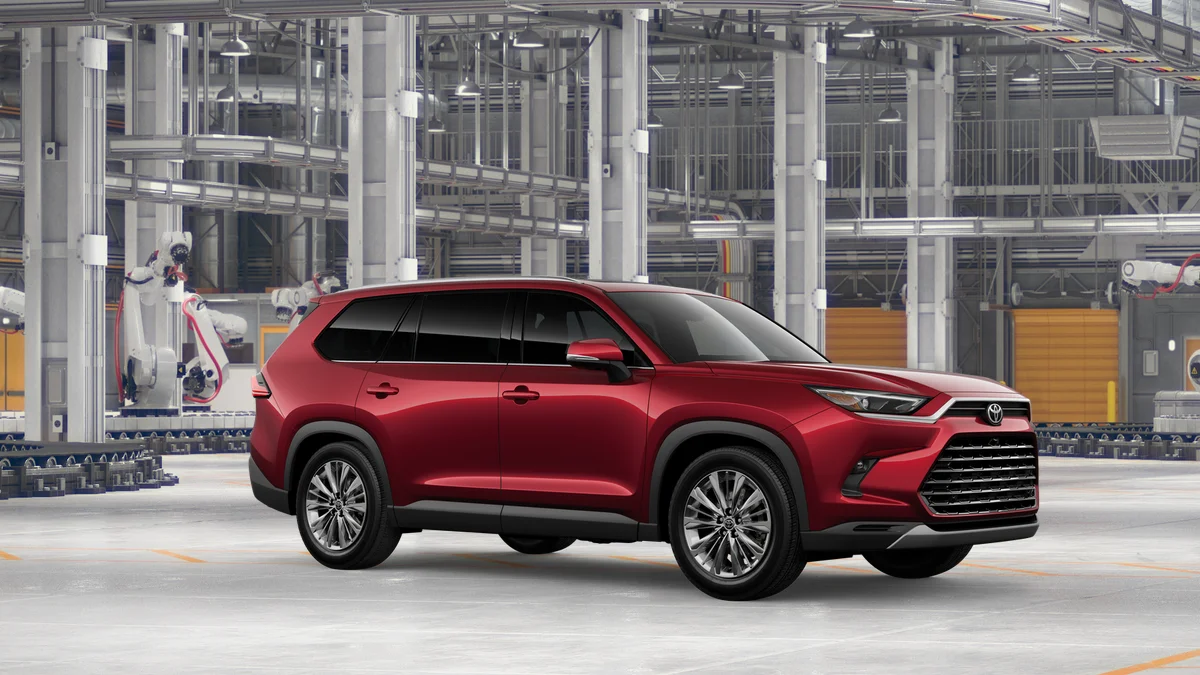 New 2026 Ruby Flare Pearl Toyota Platinum image 14