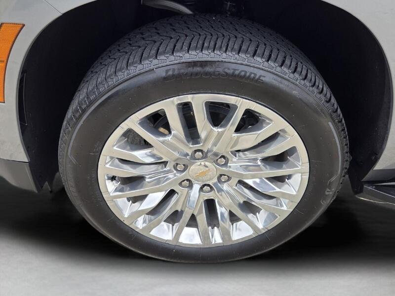Used 2025 Sterling Gray Metallic CHEVROLET 2WD 4DR LS image 9