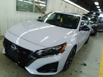 2024 Nissan Altima SR
