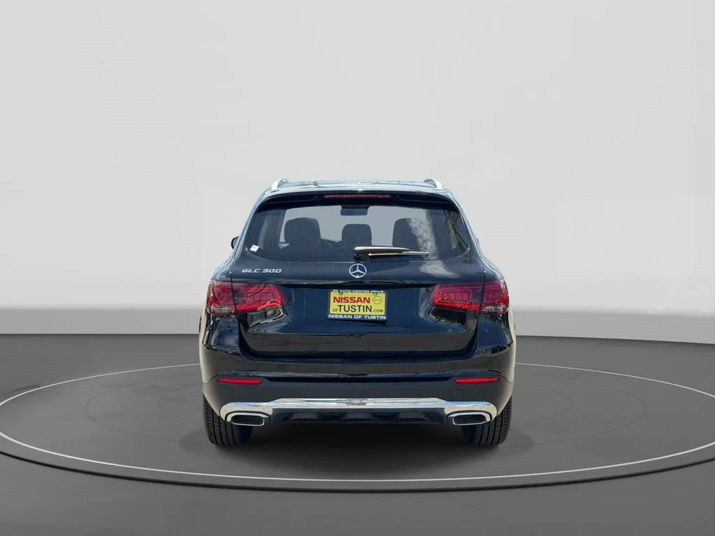 Used 2022 Black Mercedes-Benz 300 image 5