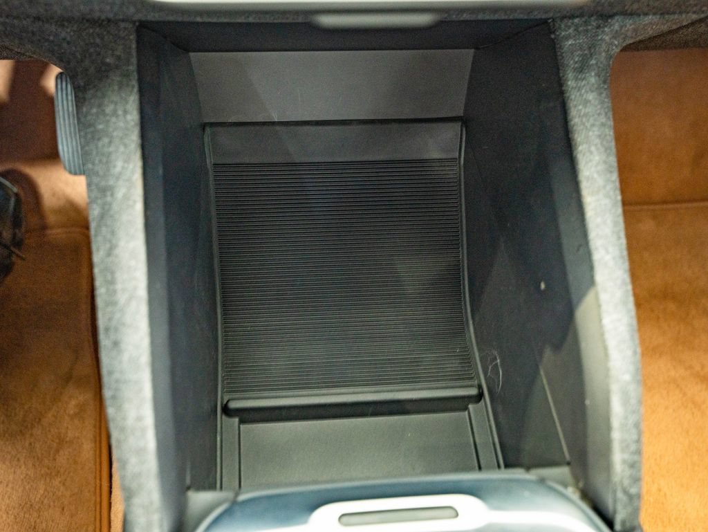 Used 2024 Black Lucid Touring image 34