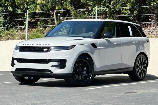 2026 Land Rover Range Rover Sport SE