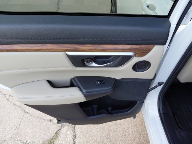 Used 2019 White Honda EX-L image 29