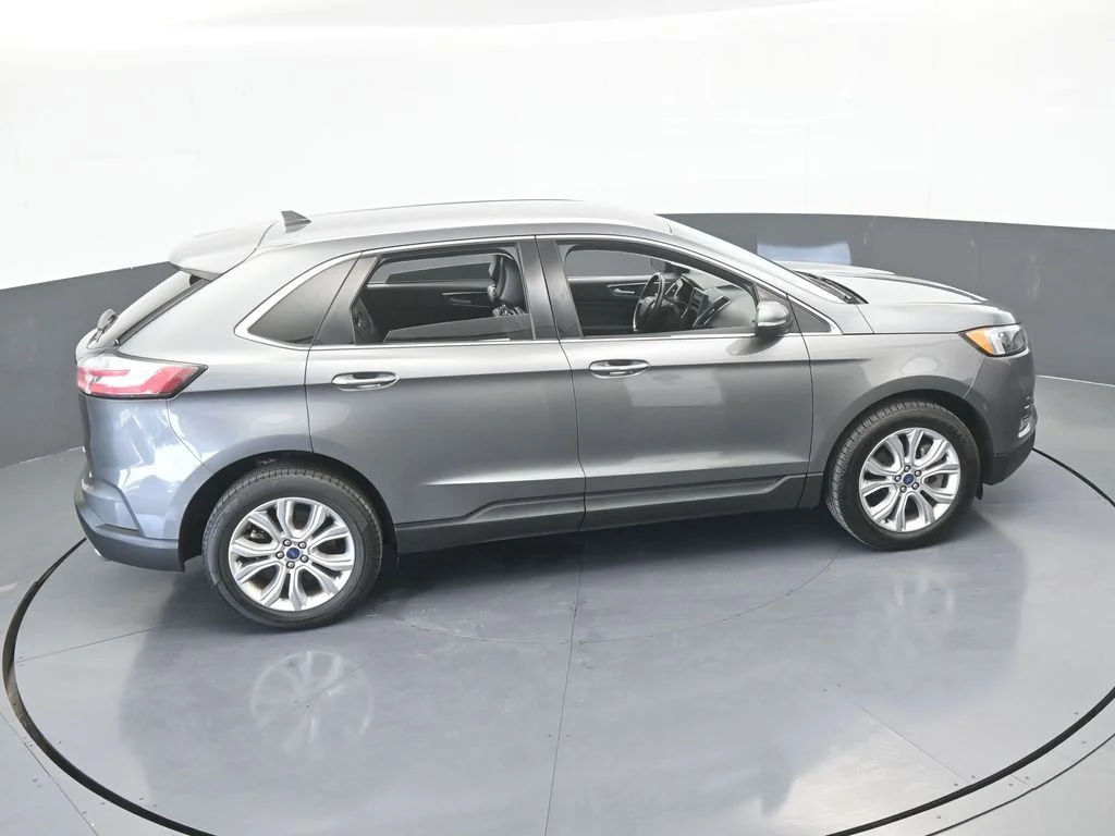Used 2022 Gray Metallic Ford Titanium image 57