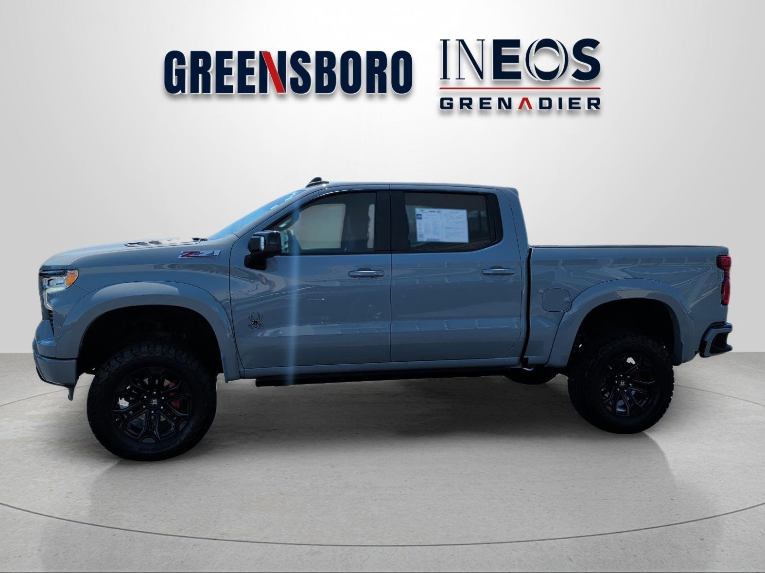 Used 2025 Slate Gray Metallic Chevrolet RST image 2