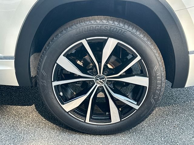 New 2026 White Volkswagen SEL Premium R-Line image 20