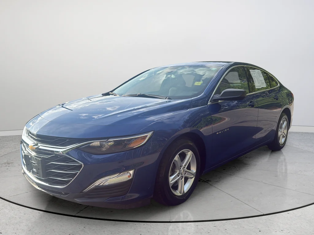 Used 2023 Blue Chevrolet LS image 5