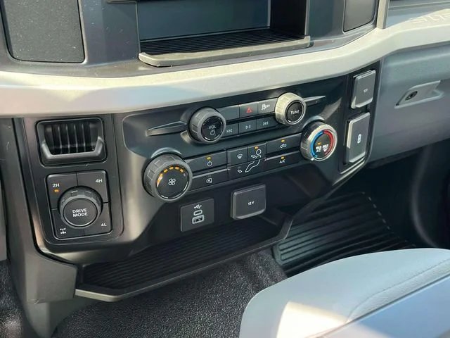 New 2027 White Ford XL image 21