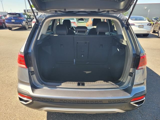 Used 2024 Silver Volkswagen 1.5T SE image 11