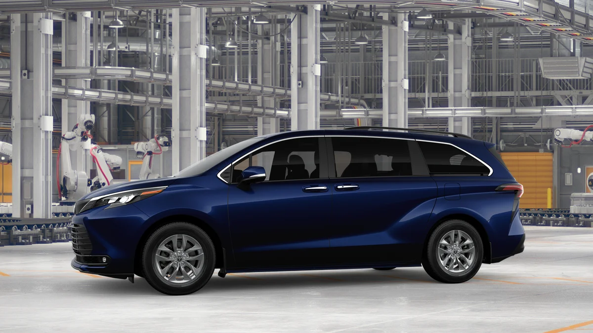 New 2026 Blueprint Toyota XLE image 3