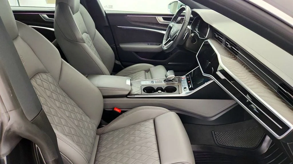 Used 2020 Vesuvius Gray Metallic Audi 2.9 TFSI Premium Plus w/ Executive & Driver Assist Pkgs image 24