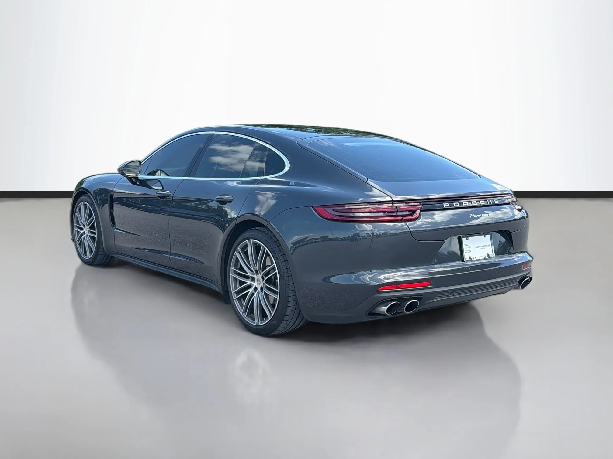 Used 2020 Volcano Grey Metallic Porsche 4 image 3