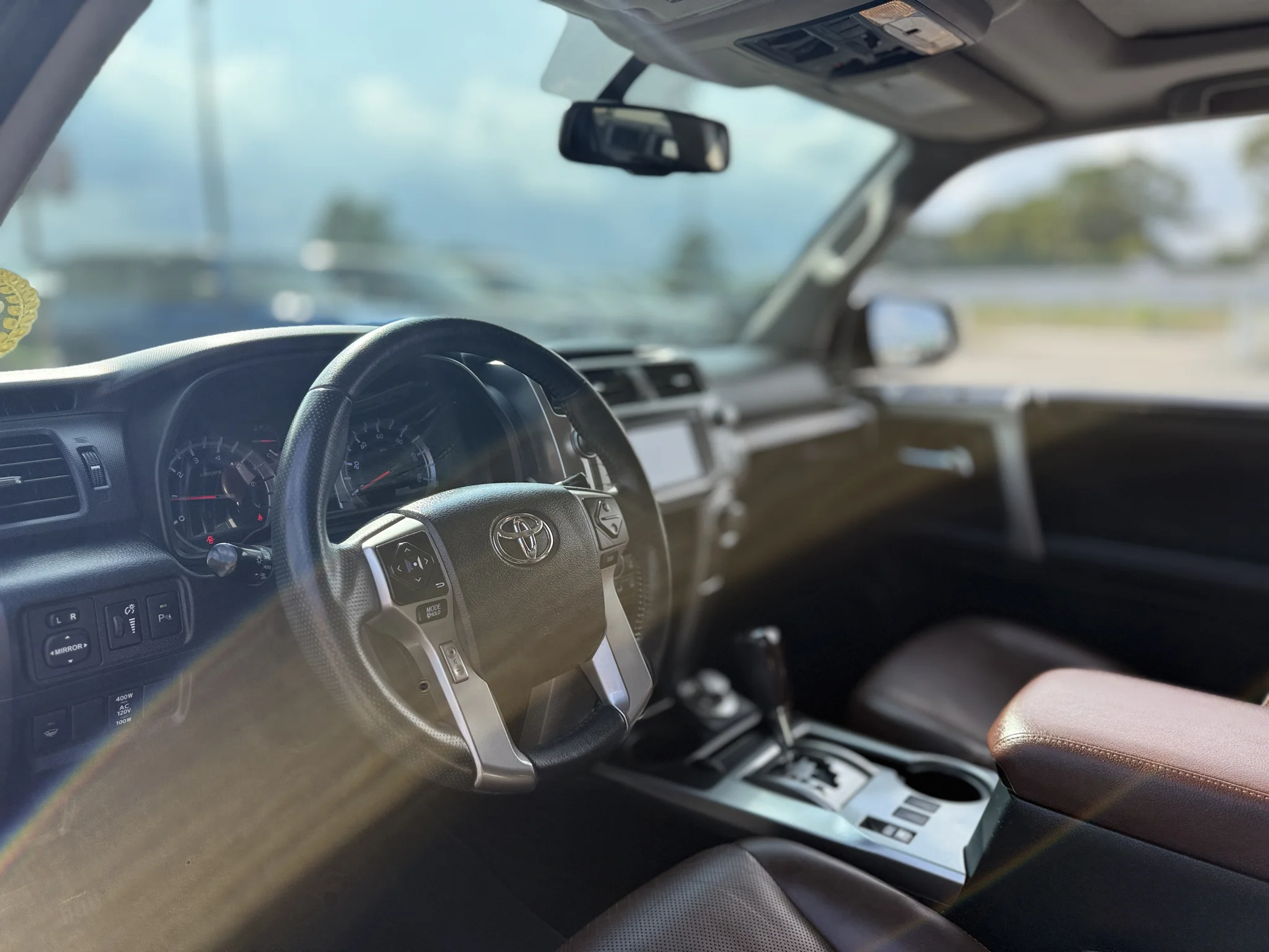 Used 2018 Magnetic Gray Metallic Toyota Limited image 22