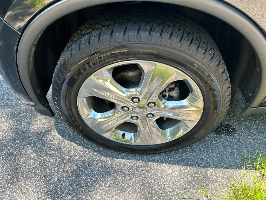 Used 2015 Black Dodge Limited image 13
