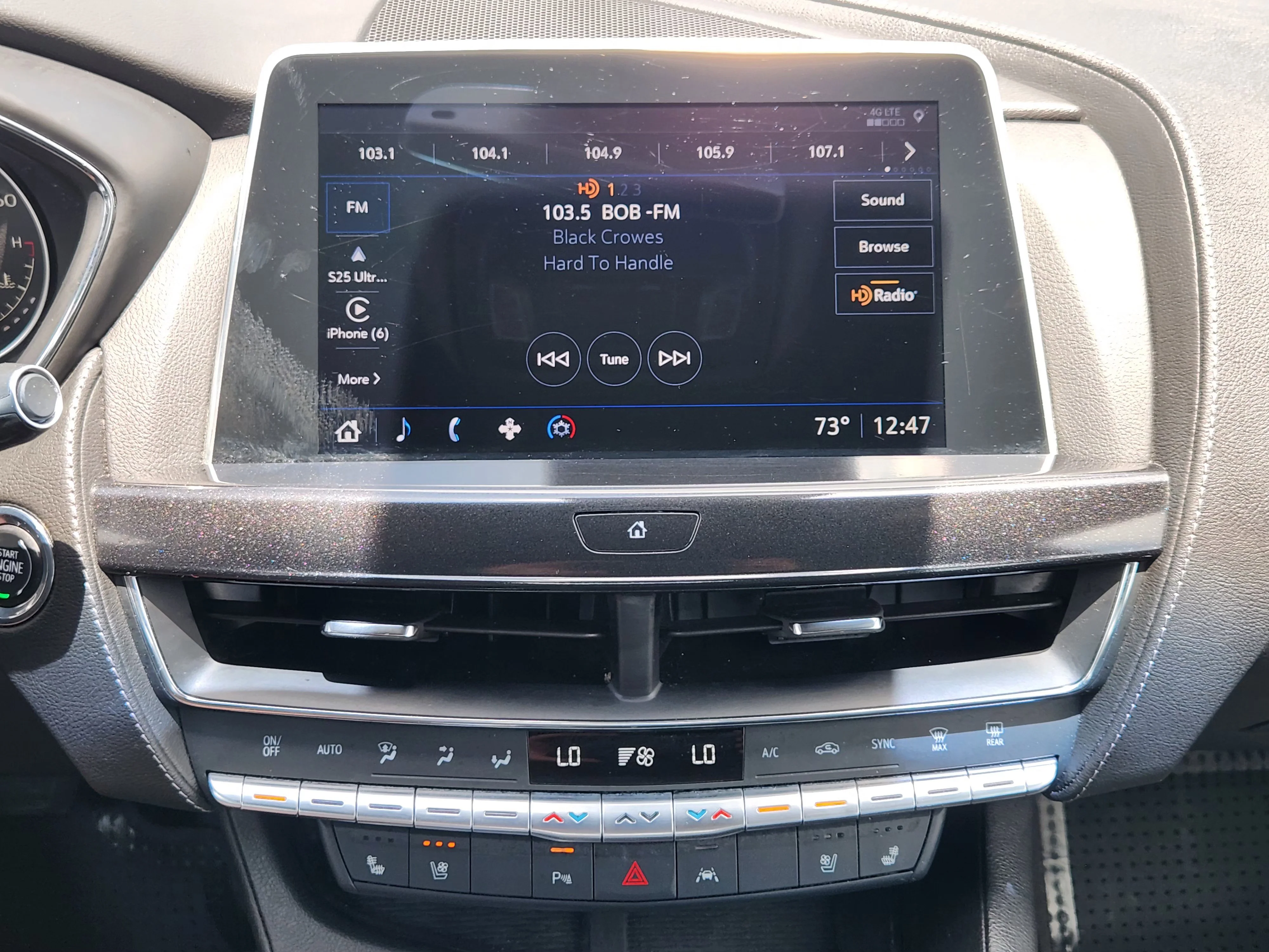 Used 2024 Argent Silver Metallic Cadillac Premium Luxury image 19