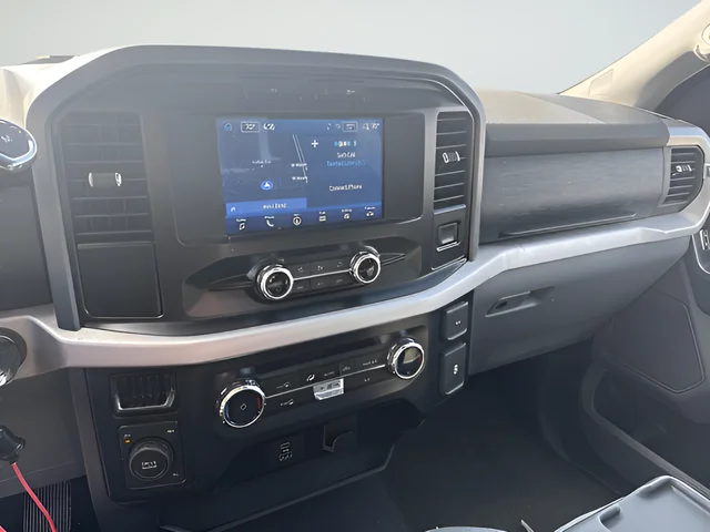 Used 2023 Black Ford XLT image 14