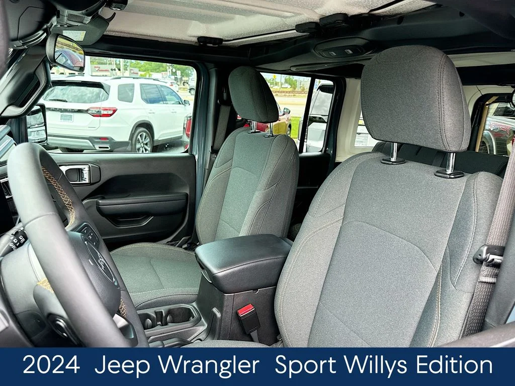 Used 2024 Gray Jeep Willys image 8