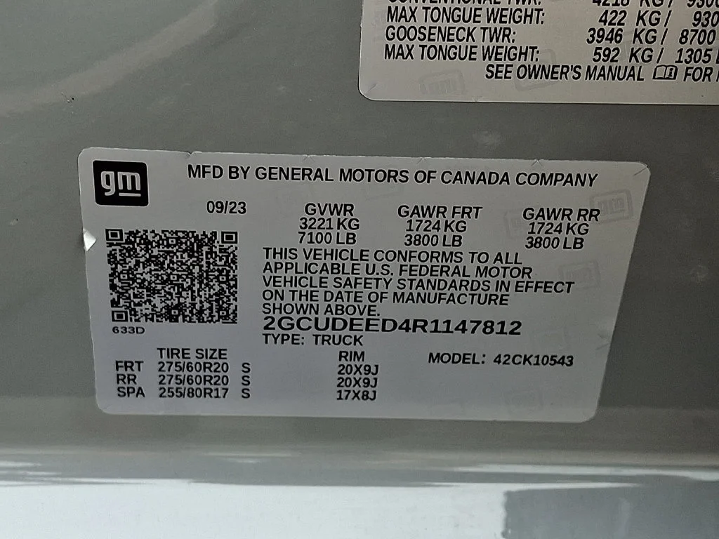 Used 2024 Slate Gray Metallic Chevrolet RST image 28