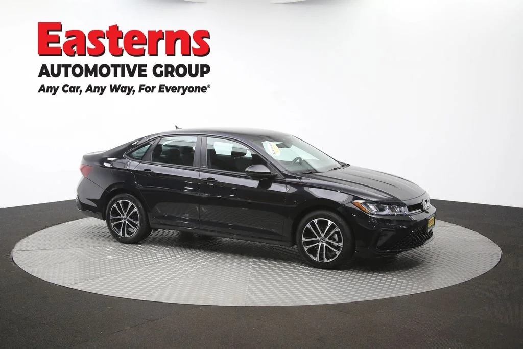 Used 2025 Black Volkswagen 1.5T Sport image 47