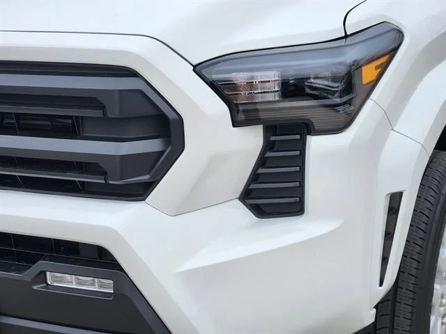 New 2026 Ice Cap Toyota  SR5 image 5