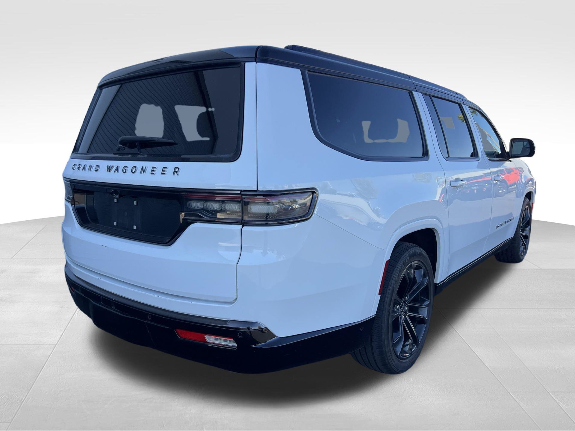 Used 2024 White Jeep Series II image 5