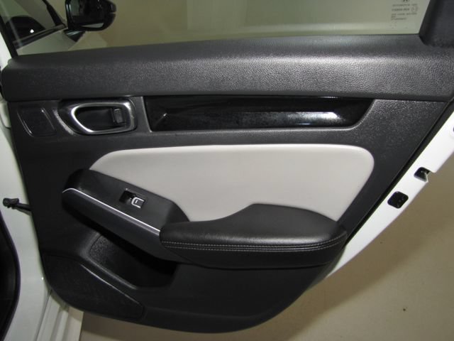 Certified Used 2025 Platinum White Pearl Honda Sport Touring image 20