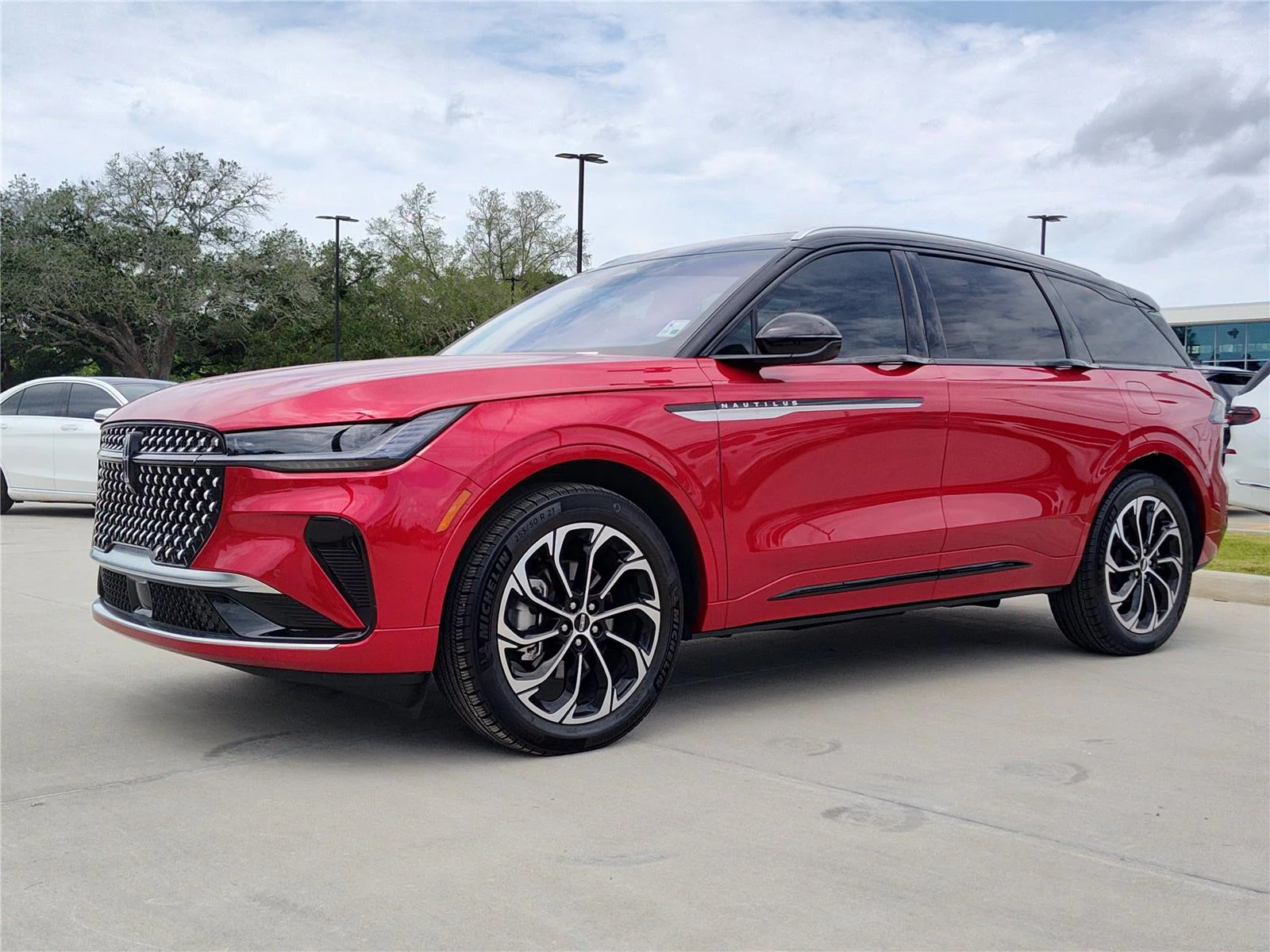 2025 Lincoln Nautilus Reserve AWD's photo