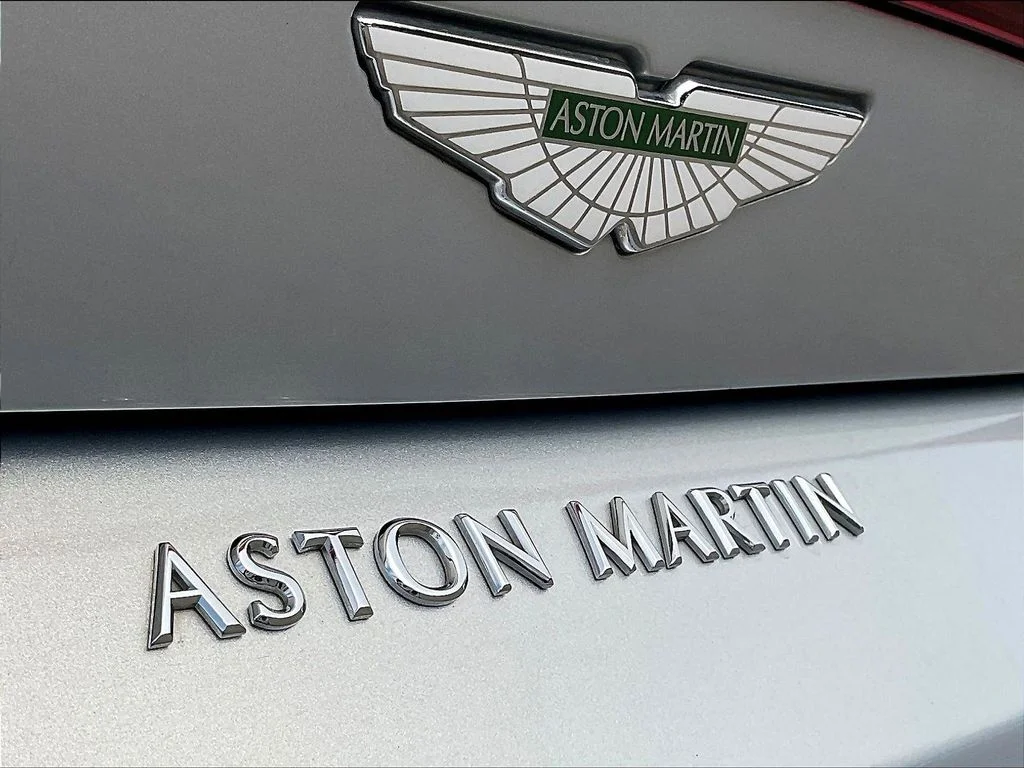 Used 2020  Aston Martin  image 22