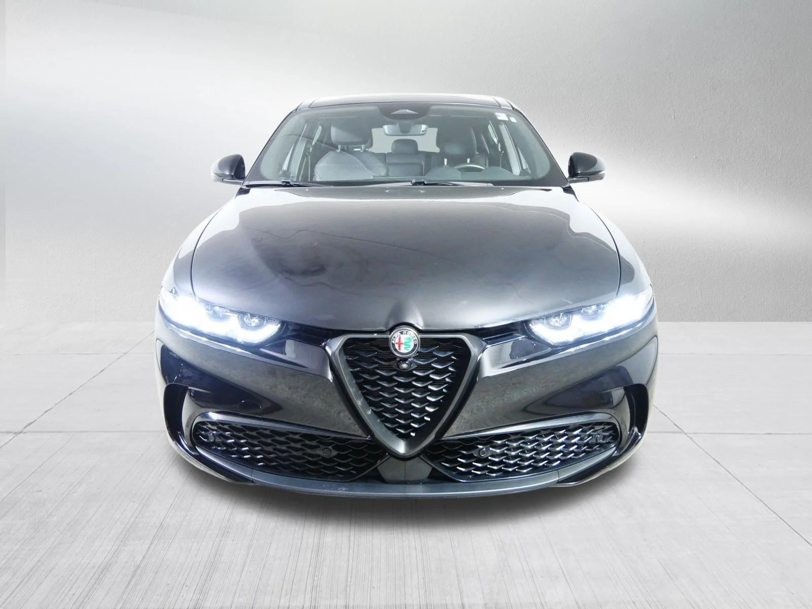 Used 2024 Alfa Romeo Tonale Veloce with VIN ZASPATDW1R3026800 for sale in Minneapolis, Minnesota